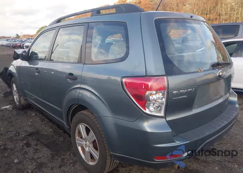 2011 Subaru Forester 2.5X z USA, uszkodzony, nr VIN JF2SHABC6BH710329